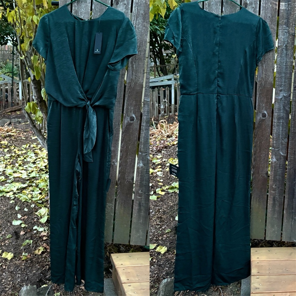 Lulus Let Me Entertain You Satin Wide Leg Jumpsuit NWT In Dark Green Sz L